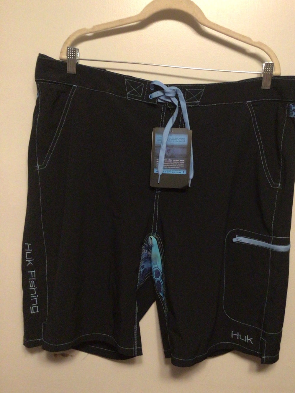 HUK Fishing breathable moisture wicking quick drying shorts SZ XXL NWT